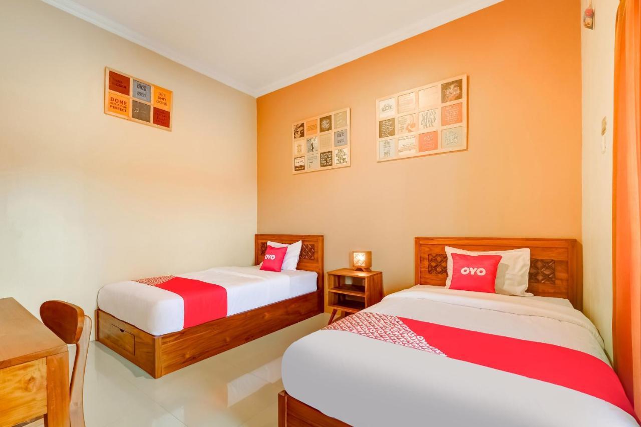 OYO 3496 Griya Gayatri Syariah Otel Melati Dış mekan fotoğraf